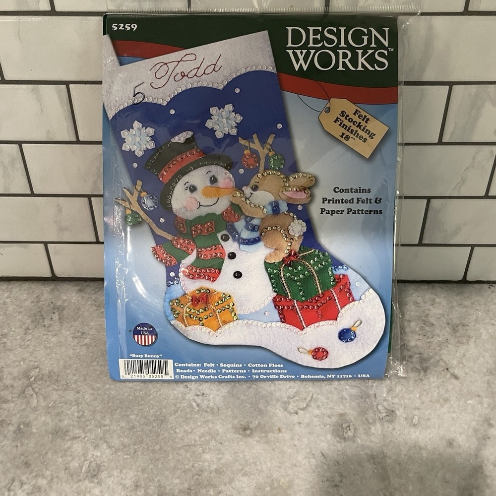 Design Works Christmas Stocking Unused Complete Felt Sequins Busy Bunny 5259 USA